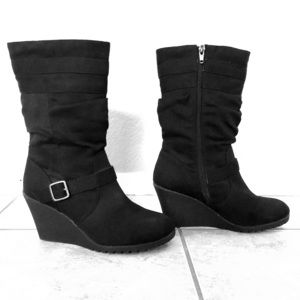 Solanz Boot Black suede, size 8